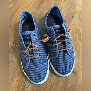 Sperry topsider blue stripe tennis shoes